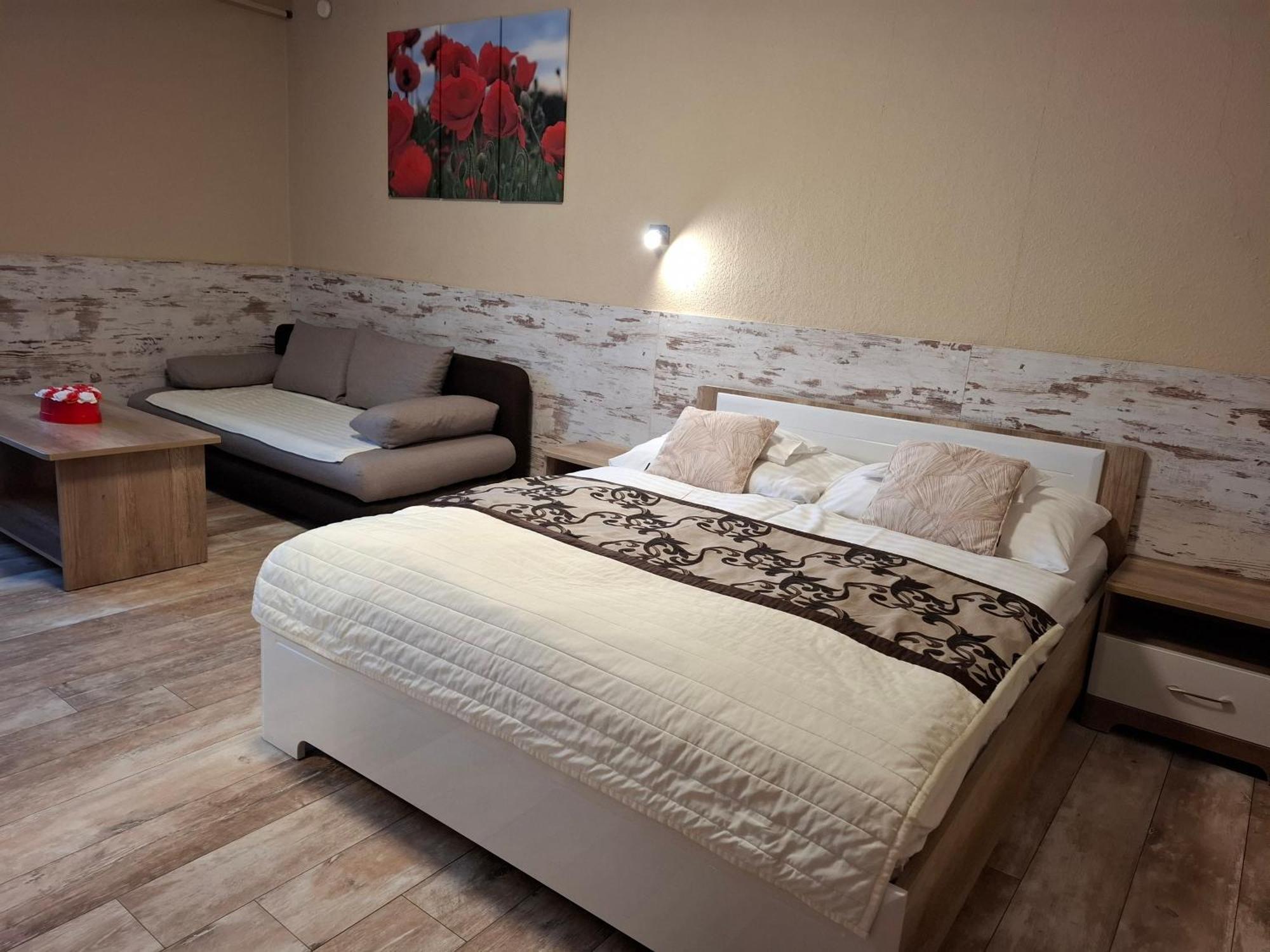 Kek Laguna Wellness Apartmanok Egerszalók Exterior foto