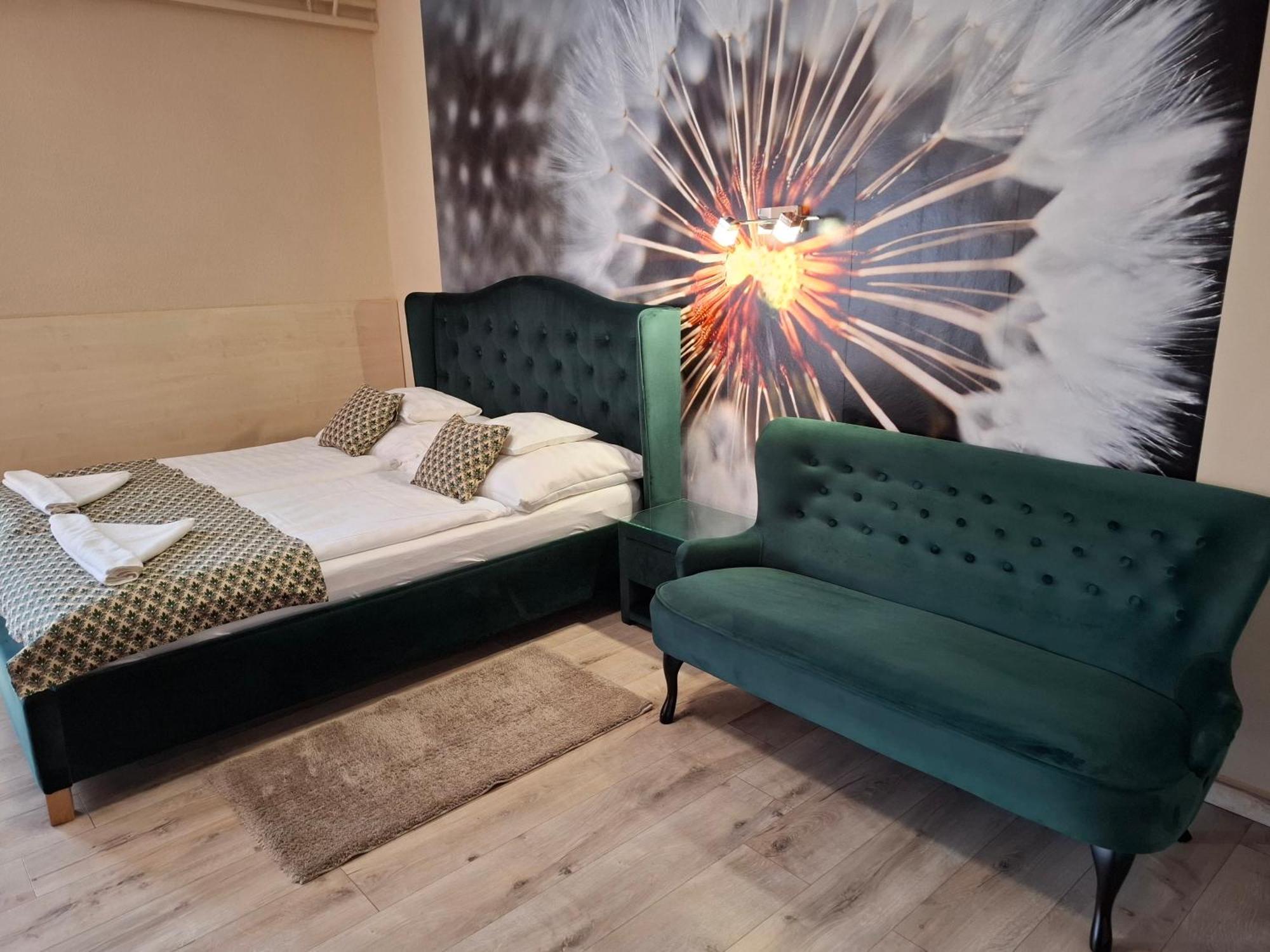 Kek Laguna Wellness Apartmanok Egerszalók Exterior foto